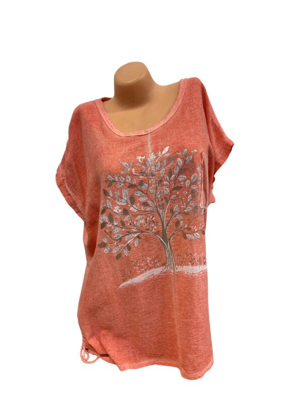 Baumprint in Pink tshirt